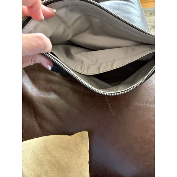 Lia Larrea Tara Clutch 4-in-1 (Silver/Black) - Picture 4 of 6